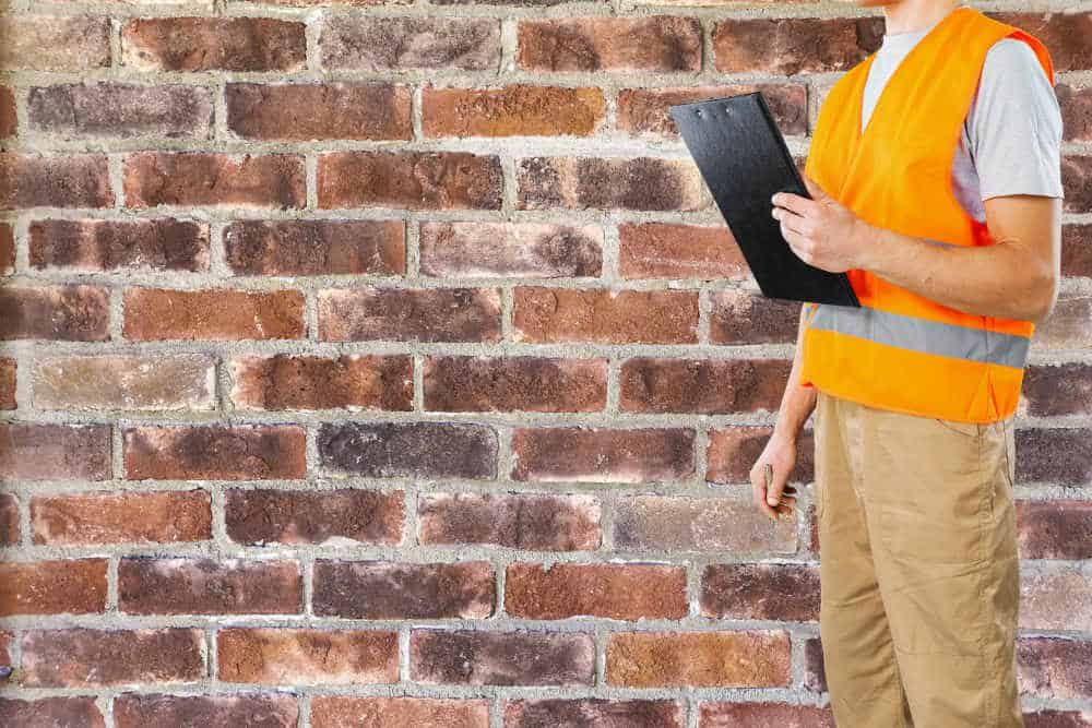 Can I Get a Surveyor to Fight My Corner—And Who Pays for That Southend on Sea?