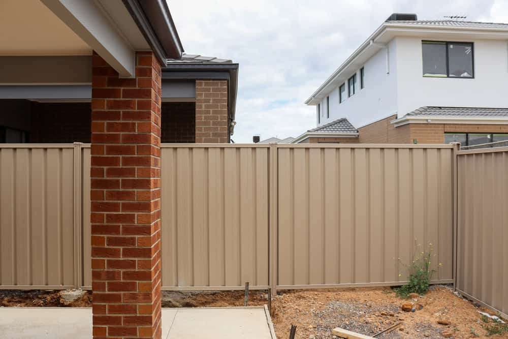 What Are My Rights When My Neighbor Owns the Wall I Want to Paint Southend on Sea?